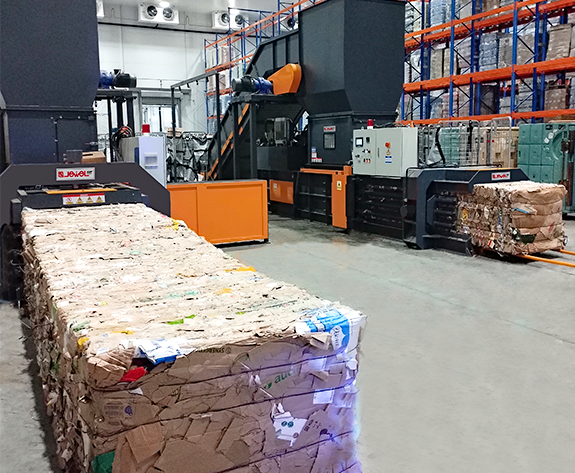 Automatisert avhendingsløsning for emballasjeavfall ved Russlands ledende logistikksenter for supermarkeder